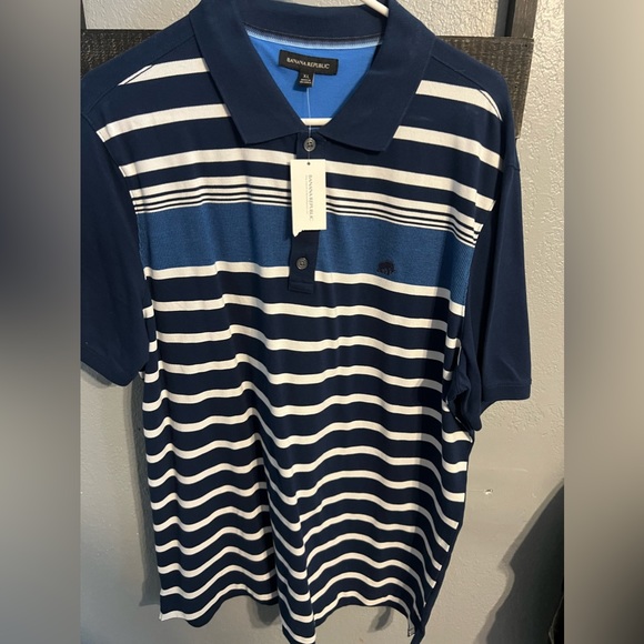 Banana Republic Men’s Shirt - Picture 1 of 4